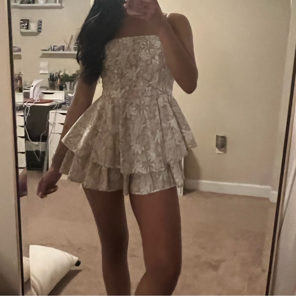 Selfie Leslie Floral Romper